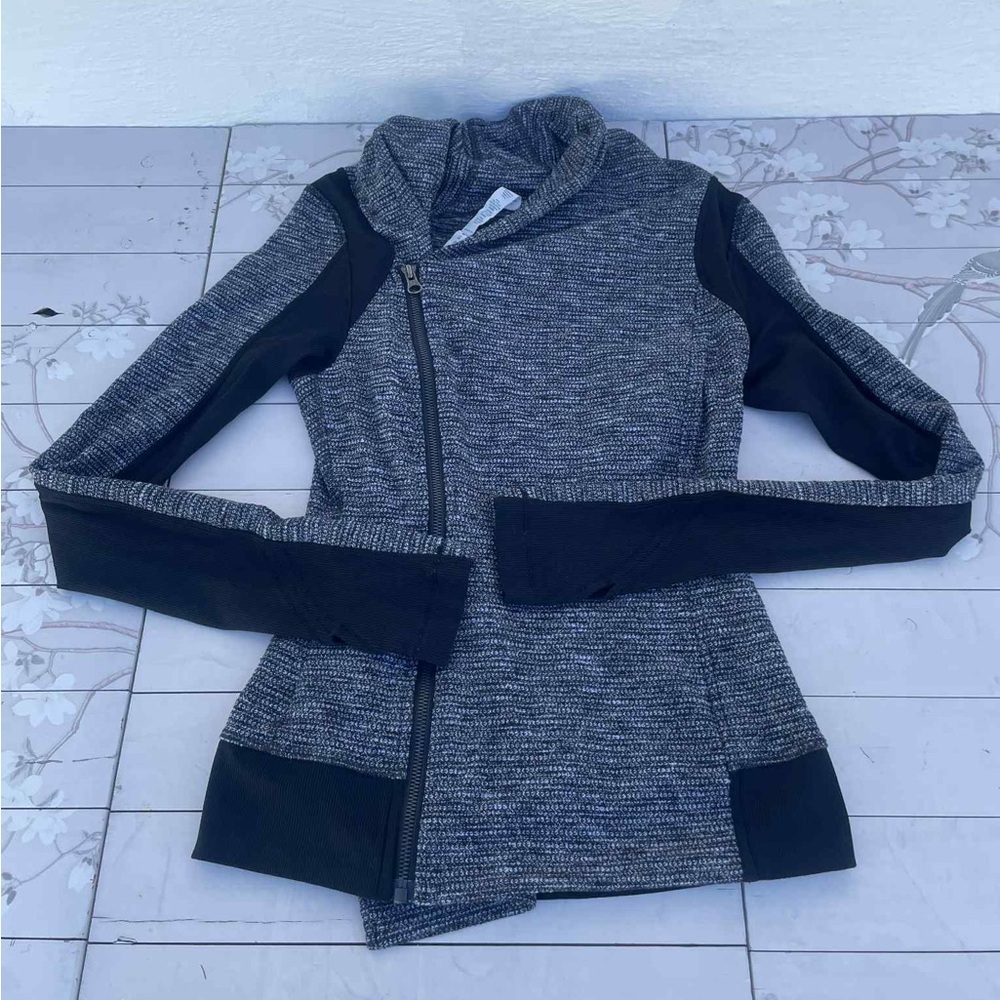 lululemon athletica Gray and Black Cowl Neck Sweater - Picture 4 of 7